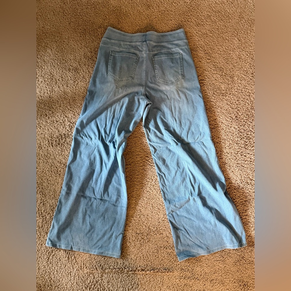 Halara Flex™ High Waisted, Baggy, 
Wide Leg, Casual Pocketed Jeans, Size L - Picture 4 of 10